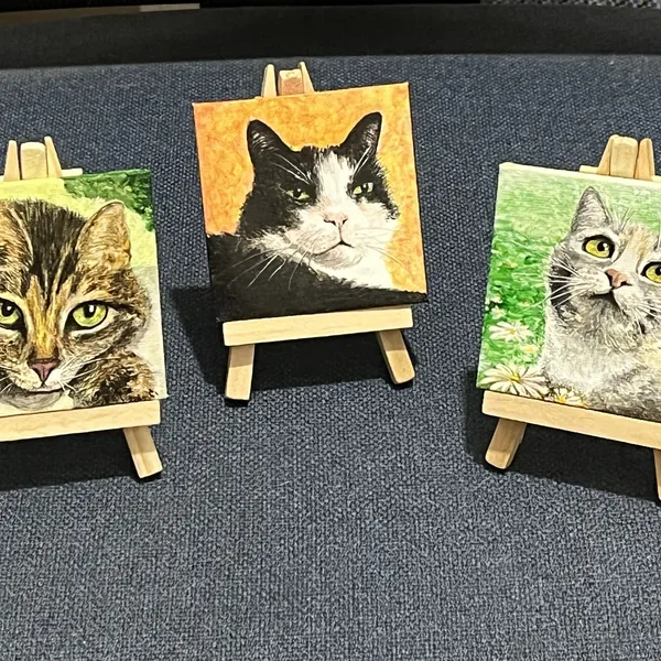 Три кошки